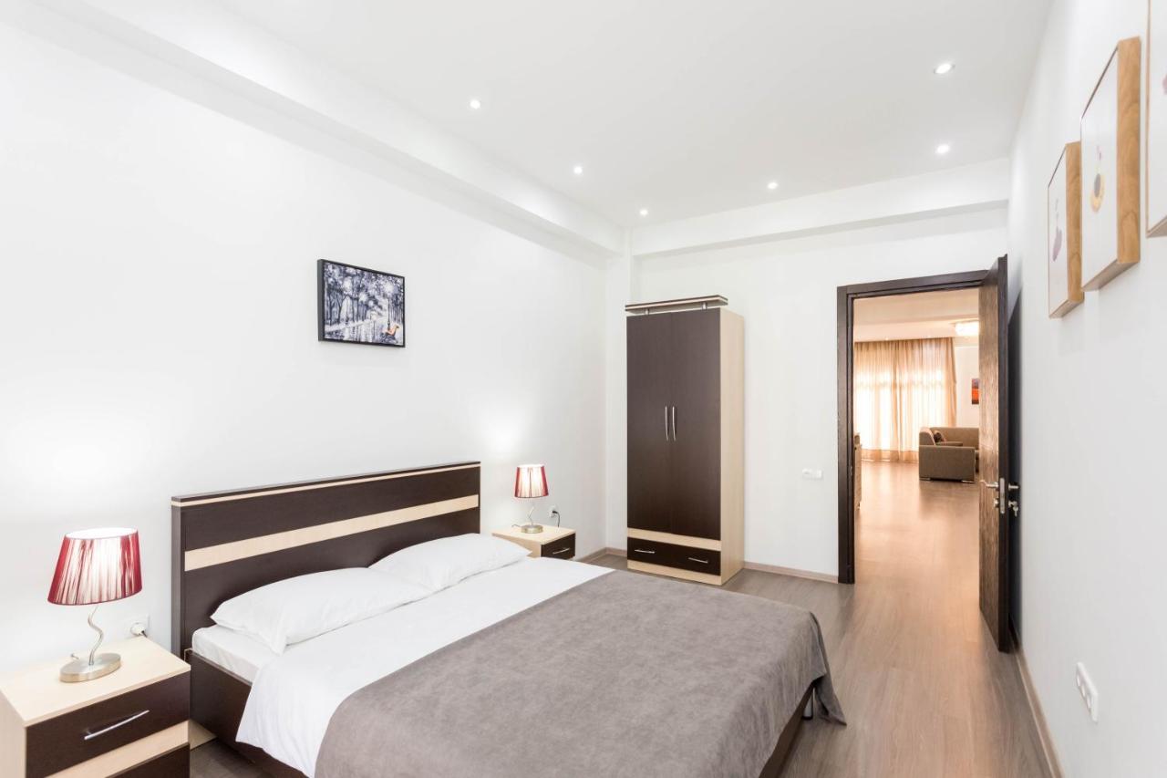 Apartment In The City Center Lll 트빌리시 외부 사진