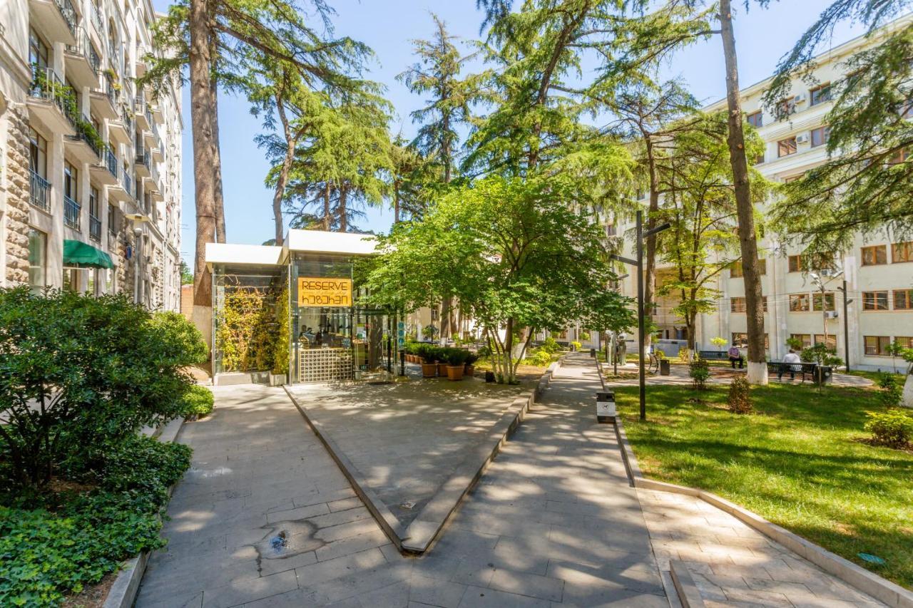 Apartment In The City Center Lll 트빌리시 외부 사진