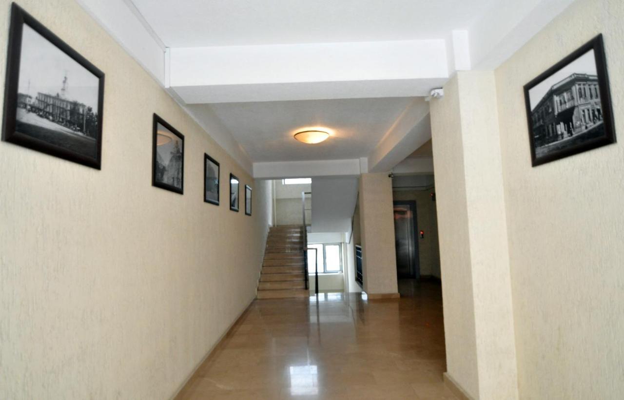 Apartment In The City Center Lll 트빌리시 외부 사진